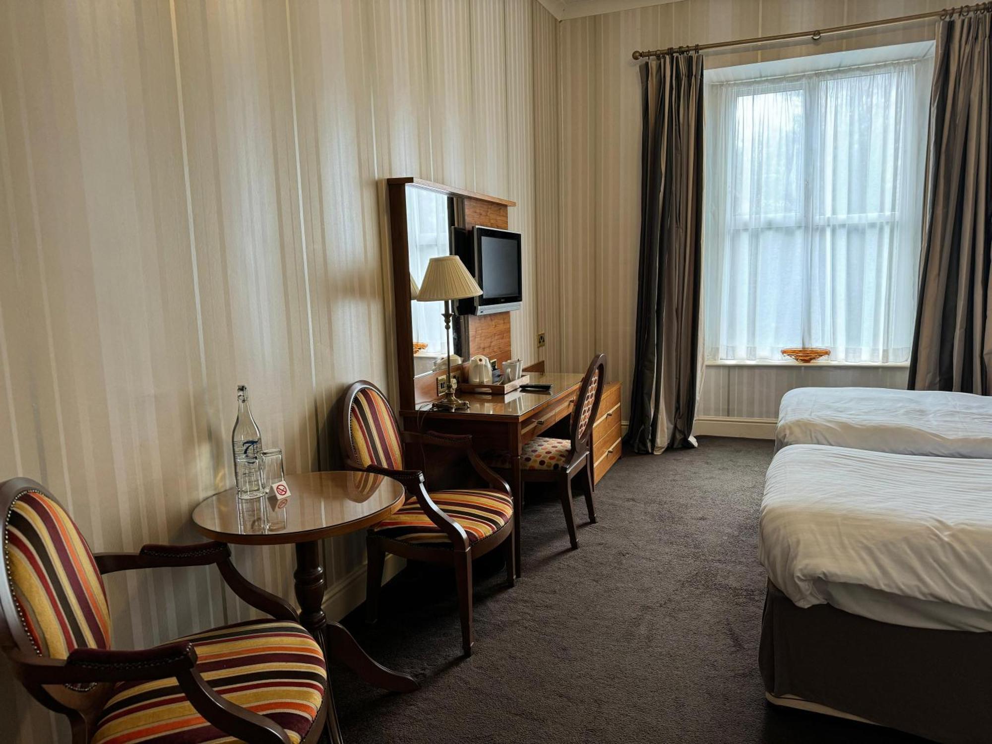 Tre-Ysgawen Hall & Spa 랑게프니 외부 사진